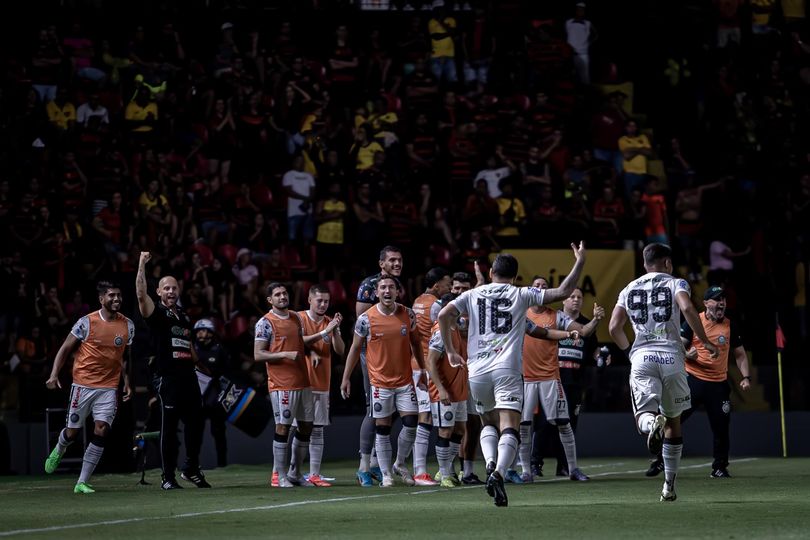 Foto Operário vence o Sport e surpreende a Ilha do Retiro lotada