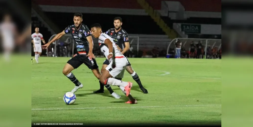 Foto Operário emite nota sobre arbitragem em jogo contra o Botafogo