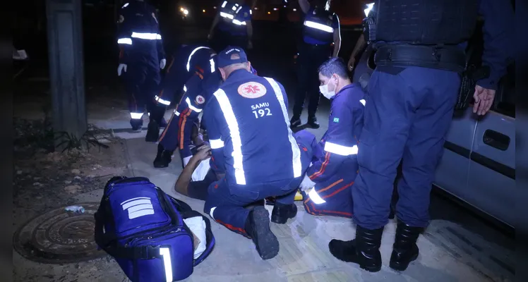 Foto Jovem ‘cai em emboscada’, tenta fugir, mas é baleado em PG